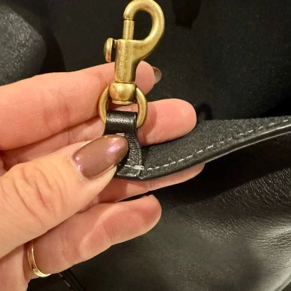 Authentic Coach Black Bleecker Bucket Bag - Picture 12 of 16